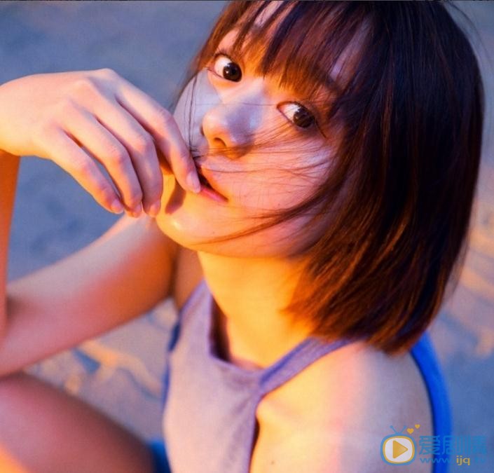 牛泽萌俏丽写真 牛泽萌高清写真_牛泽萌高清剧照