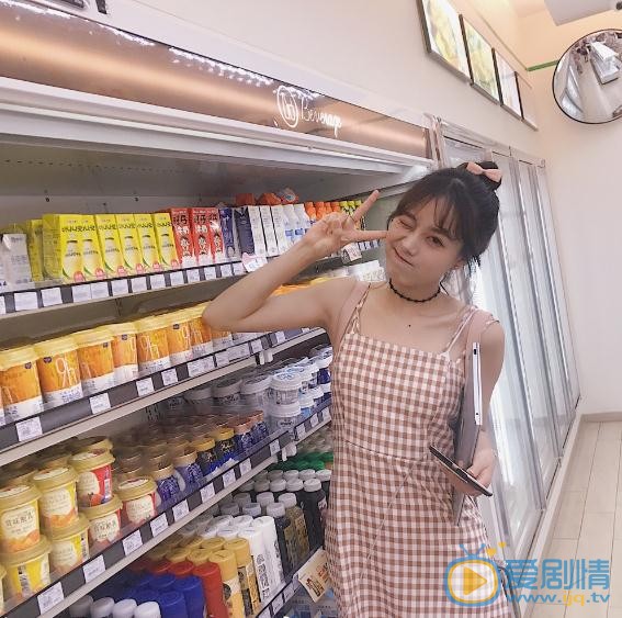 牛泽萌俏丽写真 牛泽萌高清写真_牛泽萌高清剧照