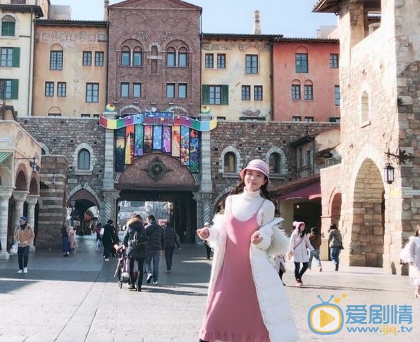 王曼妮生活照 王曼妮高清写真_王曼妮高清剧照