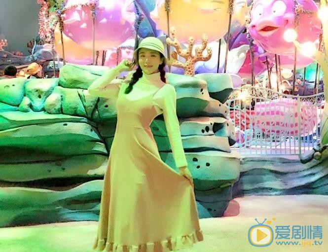 王曼妮生活照 王曼妮高清写真_王曼妮高清剧照