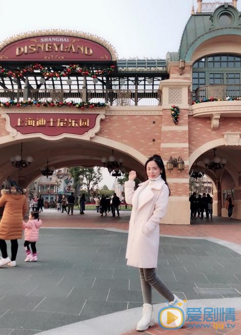 王曼妮生活照 王曼妮高清写真_王曼妮高清剧照