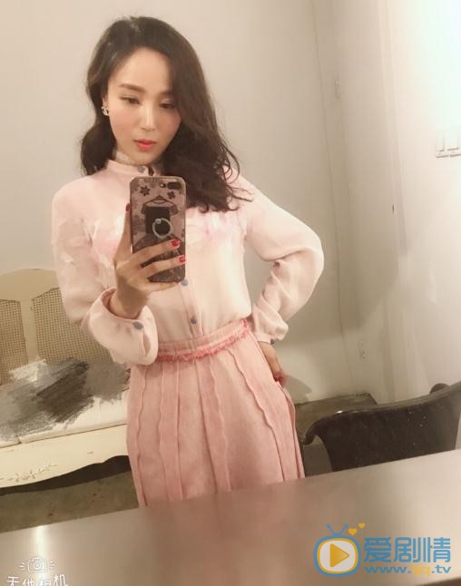 王曼妮生活照 王曼妮高清写真_王曼妮高清剧照