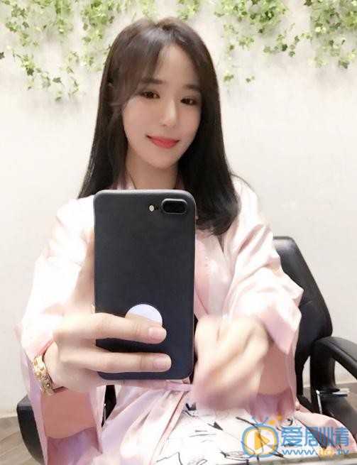 王曼妮生活照 王曼妮高清写真_王曼妮高清剧照