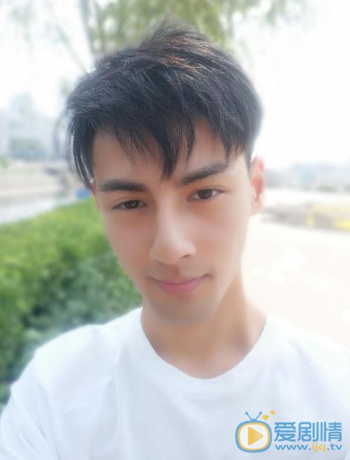 潘子剑生活照 潘子剑高清写真_潘子剑高清剧照