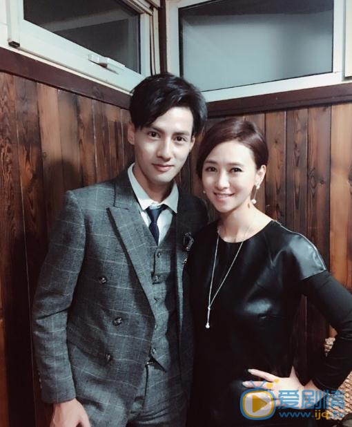 潘子剑与人合照 潘子剑高清写真_潘子剑高清剧照