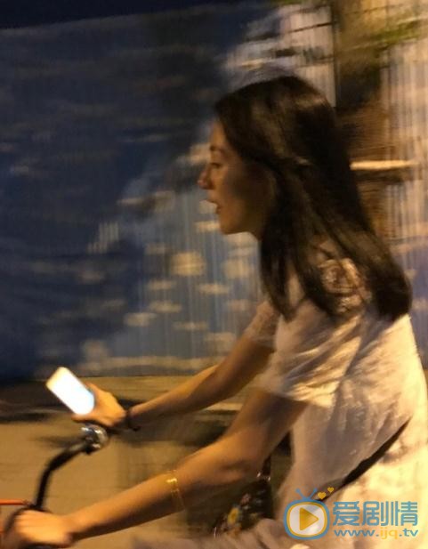 姜冰洁生活照 姜冰洁高清写真_姜冰洁高清剧照
