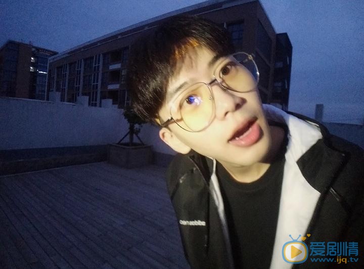 费启鸣可爱照 费启鸣高清写真_费启鸣高清剧照