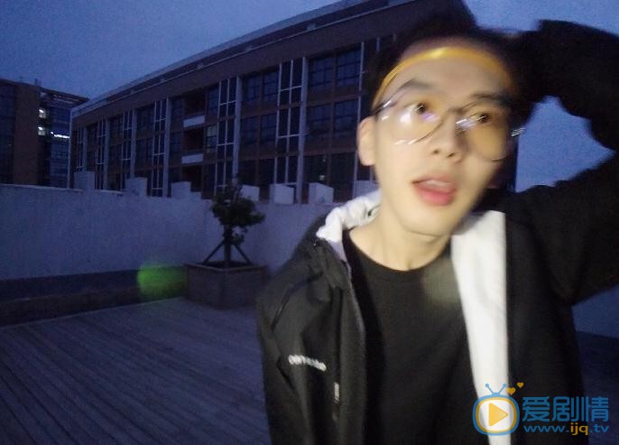 费启鸣可爱照 费启鸣高清写真_费启鸣高清剧照