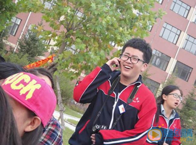 费启鸣早期胖照 费启鸣高清写真_费启鸣高清剧照
