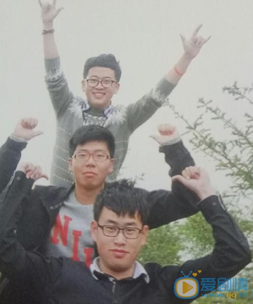 费启鸣早期胖照 费启鸣高清写真_费启鸣高清剧照