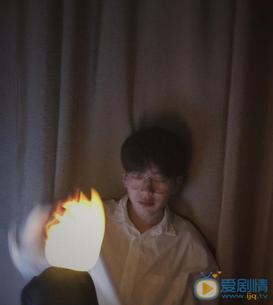费启鸣生活照 费启鸣高清写真_费启鸣高清剧照