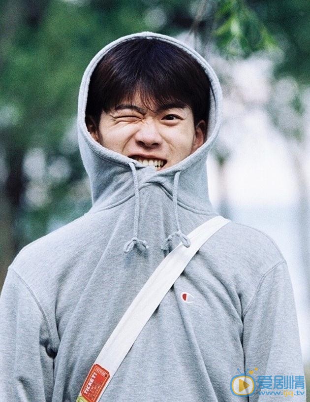 费启鸣清凉写真 费启鸣高清写真_费启鸣高清剧照