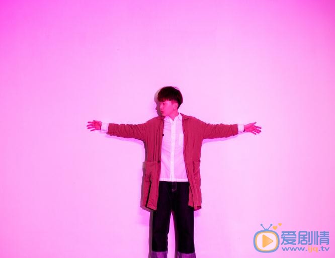 费启鸣生活照 费启鸣高清写真_费启鸣高清剧照