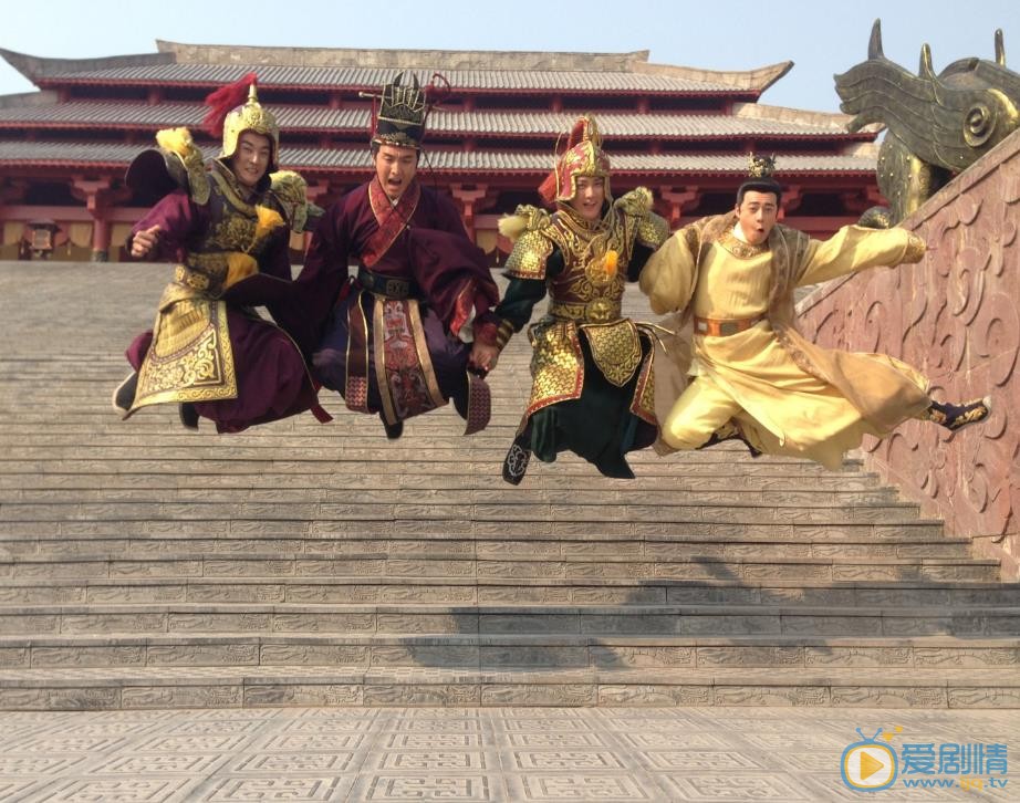 李东翰片场照 李东翰高清写真_李东翰高清剧照