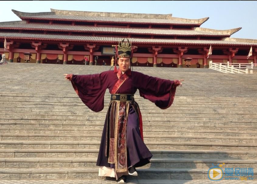 李东翰片场照 李东翰高清写真_李东翰高清剧照