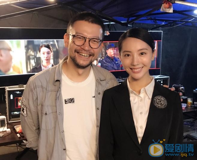 陶珞依与人合照 陶珞依高清写真_陶珞依高清剧照