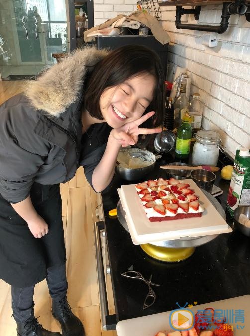 李庚希生活照 李庚希高清写真_李庚希高清剧照