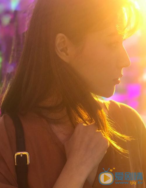 华雯写真 华雯高清写真_华雯高清剧照