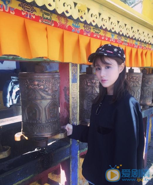 华雯生活照 华雯高清写真_华雯高清剧照
