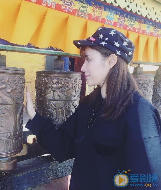 华雯生活照 华雯高清写真_华雯高清剧照