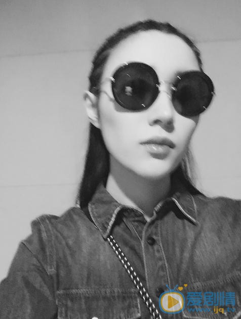 华雯生活照 华雯高清写真_华雯高清剧照