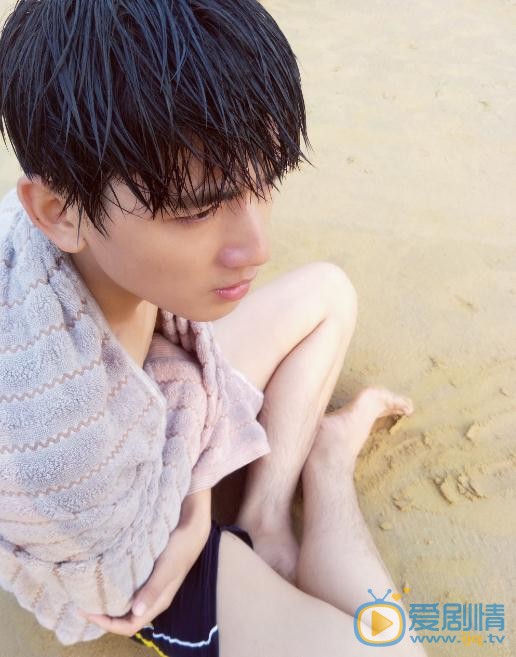 李砚生活照 李砚高清写真_李砚高清剧照