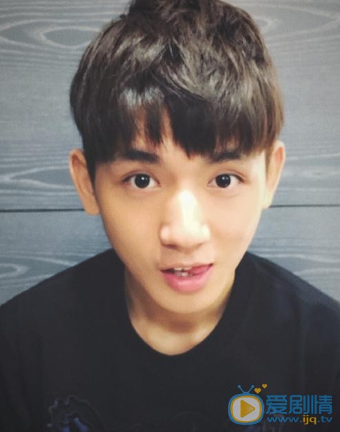 李砚生活照 李砚高清写真_李砚高清剧照