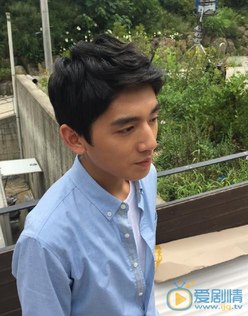 李砚生活照 李砚高清写真_李砚高清剧照