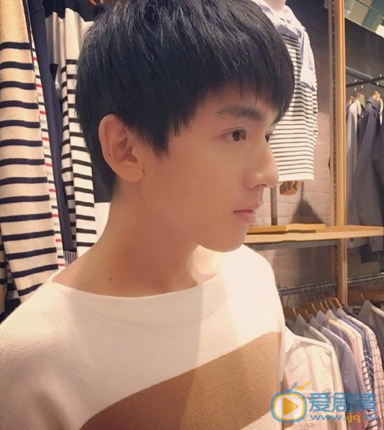 李砚生活照 李砚高清写真_李砚高清剧照