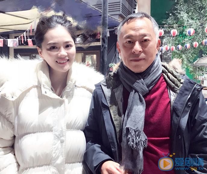 覃文静与人合照 覃文静高清写真_覃文静高清剧照