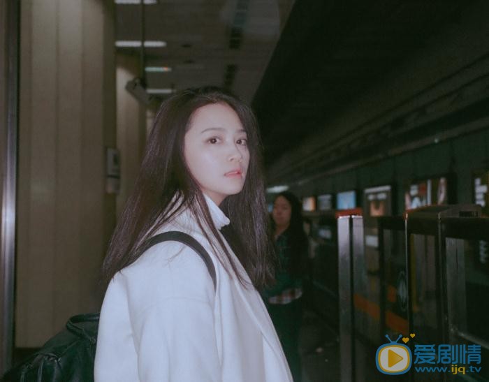 覃文静冬日写真 覃文静高清写真_覃文静高清剧照