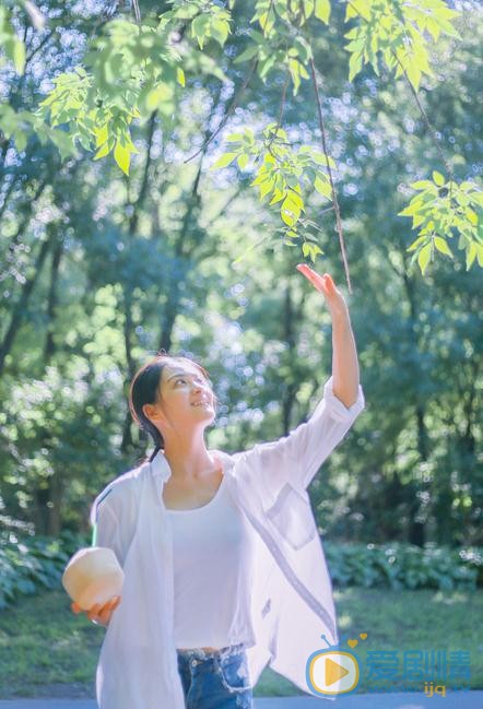 覃文静清凉写真 覃文静高清写真_覃文静高清剧照