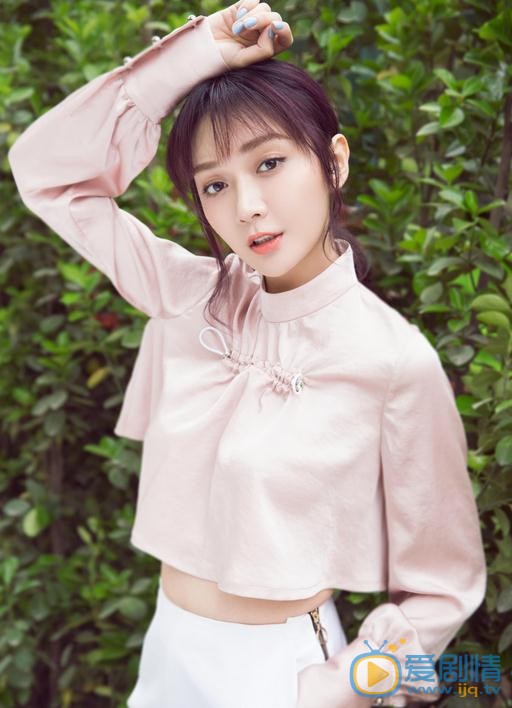潘之琳街拍写真 潘之琳高清写真_潘之琳高清剧照