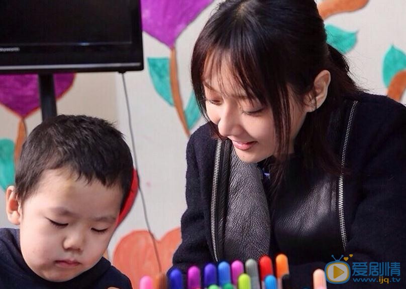 潘之琳与人合照 潘之琳高清写真_潘之琳高清剧照