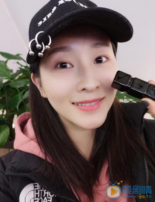 吕星辰生活照 吕星辰高清写真_吕星辰高清剧照