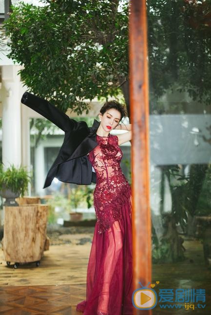 班嘉佳街拍写真 班嘉佳高清写真_班嘉佳高清剧照