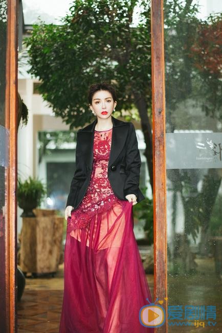 班嘉佳街拍写真 班嘉佳高清写真_班嘉佳高清剧照