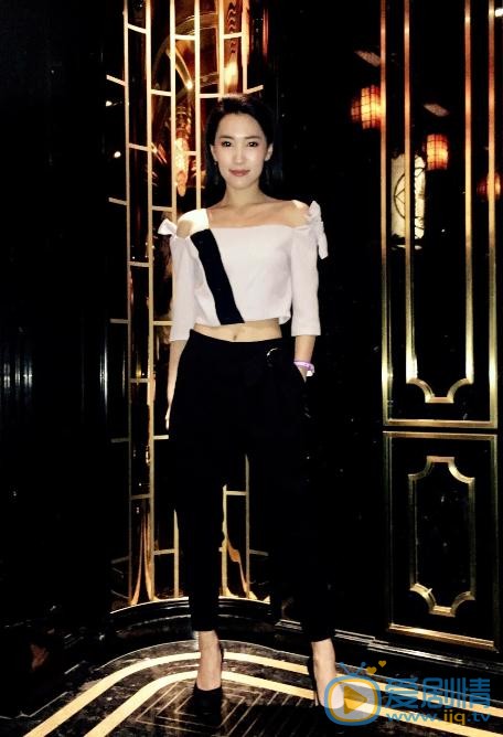 闫鹿杨活动照 闫鹿杨高清写真_闫鹿杨高清剧照