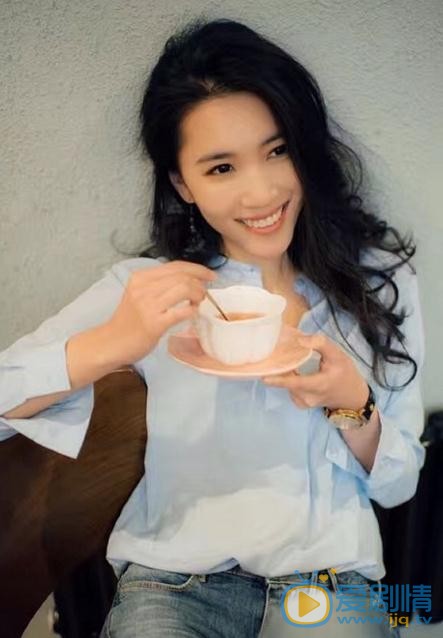 闫鹿杨生活照 闫鹿杨高清写真_闫鹿杨高清剧照