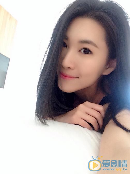 闫鹿杨生活照 闫鹿杨高清写真_闫鹿杨高清剧照