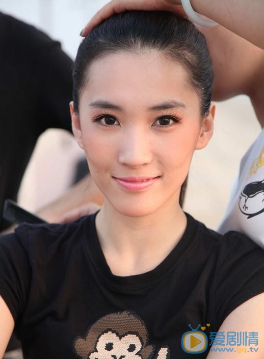 闫鹿杨片场照 闫鹿杨高清写真_闫鹿杨高清剧照