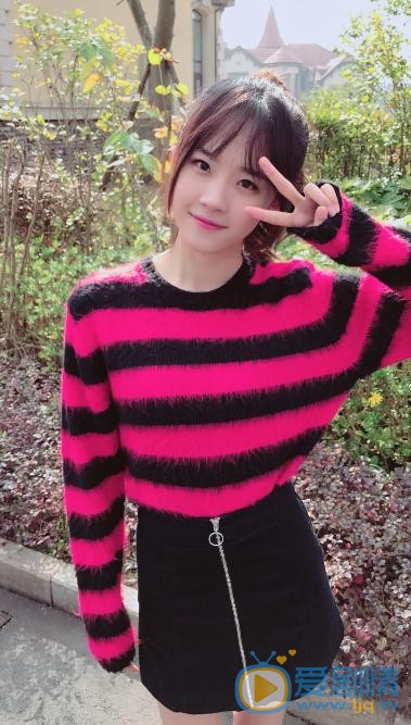 我才不会被女孩子欺负呢任小芹是谁演的？任小芹扮演者卢洋洋个人资料、写真及生活照欣赏