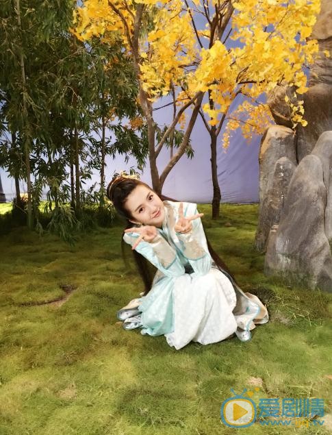许龄月片场照 许龄月高清写真_许龄月高清剧照