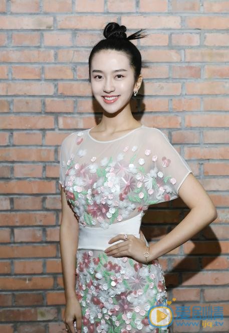 许龄月活动照 许龄月高清写真_许龄月高清剧照