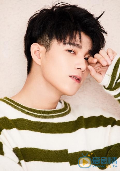 杨廷东写真 杨廷东高清写真_杨廷东高清剧照