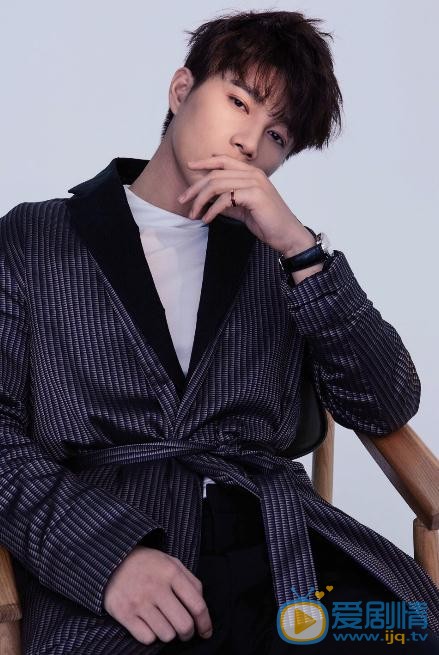 杨廷东写真 杨廷东高清写真_杨廷东高清剧照