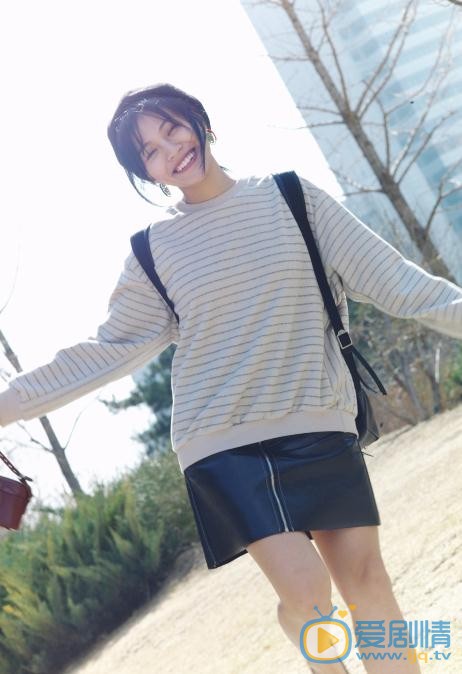 杨小兰写真 杨小兰高清写真_杨小兰高清剧照