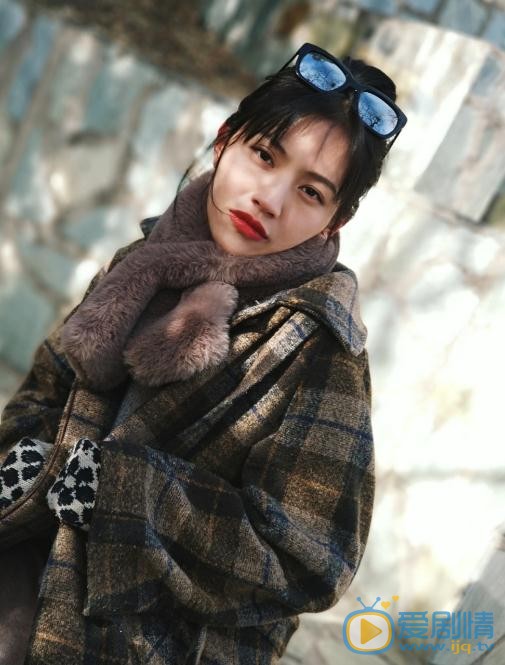 杨小兰写真 杨小兰高清写真_杨小兰高清剧照