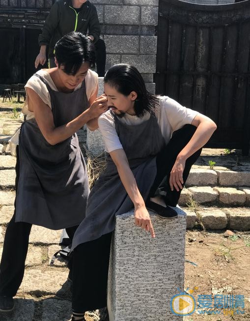 杨小兰片场照 杨小兰高清写真_杨小兰高清剧照