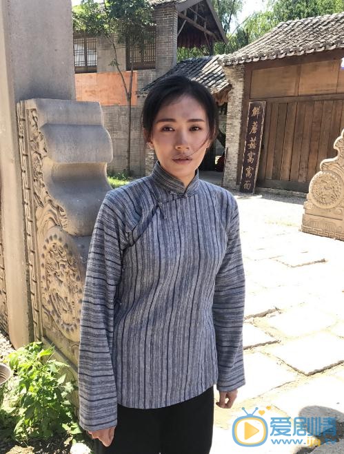 杨小兰片场照 杨小兰高清写真_杨小兰高清剧照